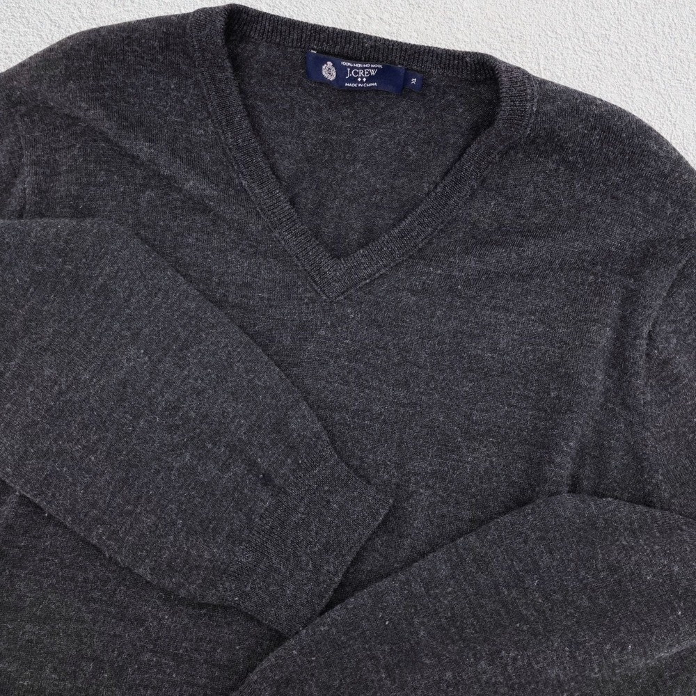 J.Crew Merino Wool‎ V-Neck Sweater Men XL Charcoal Gray Classic Preppy Timeless